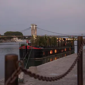 Guest house La Peniche - Bed And Bicycle -